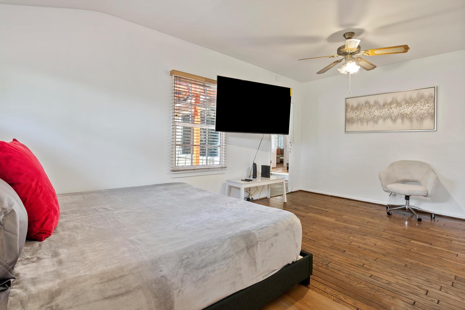Villa Modern 4bed 3bath With Piano Near Universal & Hollywood For 9 *